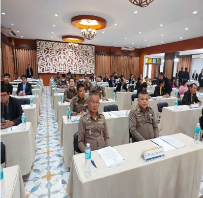 พ.ต.ท.จักรภัทร อิ่มหนำ รอง ผกก.(สอบสวน) สภ.เมืองสุโขทัย และ ร.ต.อ.กสิพงศ์ เกตุขาว รอง สว.(สอบสวน)สภ.เมืองสุโขทัย ได้เข้าร่วมโครงการ การประสารงานความร่วมมือในกระบวนการยุติธรรม ของศาลจังหวัดสุโขทัย ณ บ้านหมอรีสอร์ท