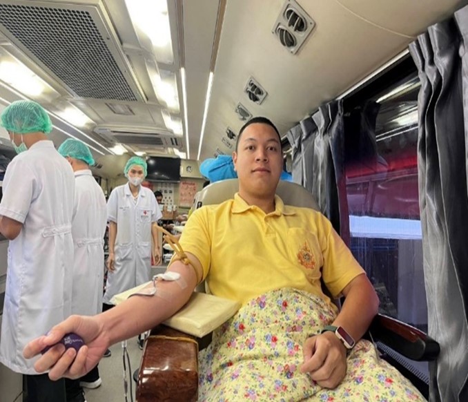 ข้าราชการตำรวจชุดจิตอาสา สภ.เมืองสุโขทัย ร่วมบริจาคโลหิต เพื่อถวายเป็นพระราชกุศลฯ ณ ตำรวจภูธรจังหวัดสุโขทัย