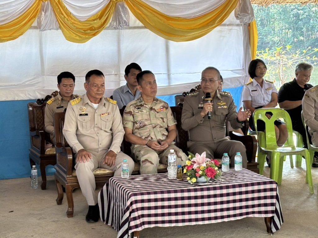 เข้าร่วมโครงการคัดเลือกหมู่บ้านเข้มแข็งตามแนวทาง “แผ่นดินธรรม แผ่นดินทอง“ (หมู่บ้าน อยู่เย็น) ประจำปี 2569