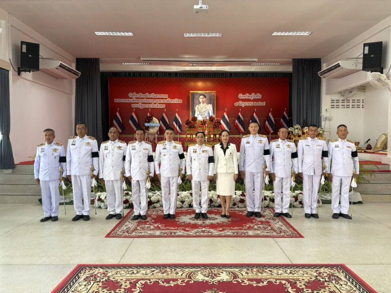 เข้าร่วมงานรัฐพิธีวันที่ระลึกคล้ายวันสวรรคต พระบาทสมเด็จพระปรเมนทรมหาอานันทมหิดล พระอัฐมรามาธิบดินทร